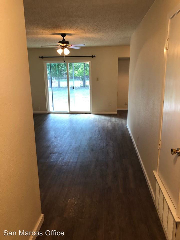 412 Craddock - Photo 2 of 11