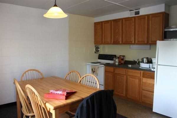 NEED FEMALE TRANSFER to assume lease Copeley at UVA Apartments
