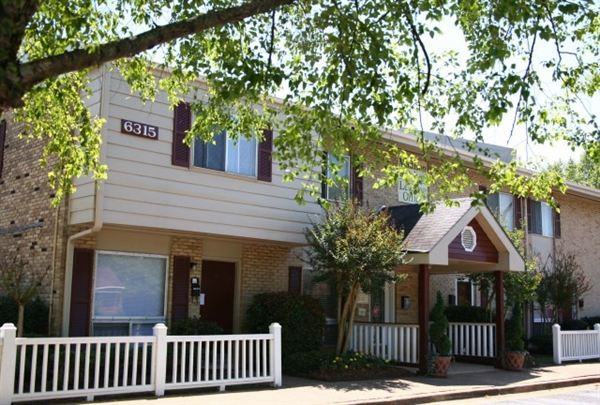 WELCOME STUDENTS! - Photo 2 of 4