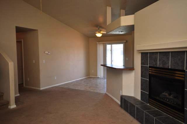 10638 Gossamer St - Photo 3 of 22