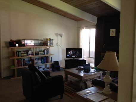 Prrivate bedroom in North Davis duplex, pets ok! - Photo 3 of 4