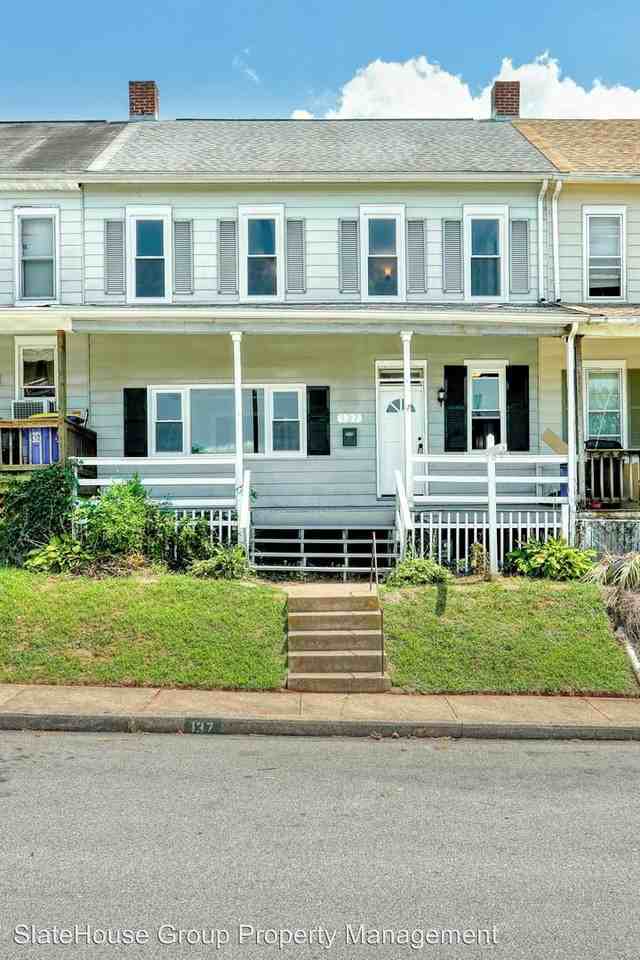 137 S 2nd St - Photo 2 of 31