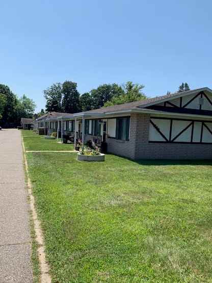 4161 W Court St - Photo 2 of 2