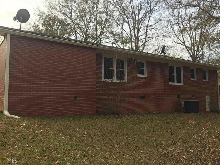 216 Hollis Street - Photo 2 of 15