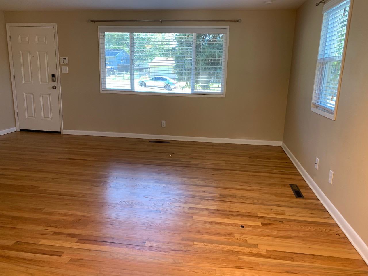 1932 Downing Dr - Photo 2 of 11