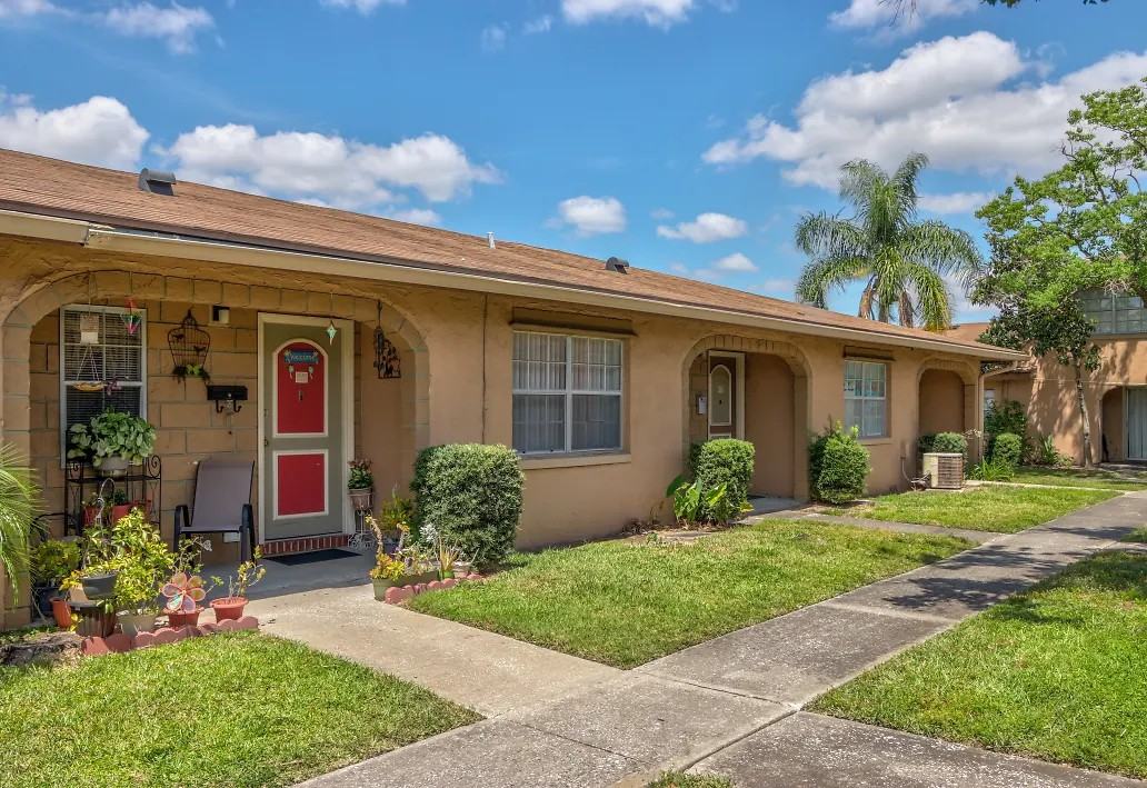 Casienna Apartment Homes - Photo 5 of 22