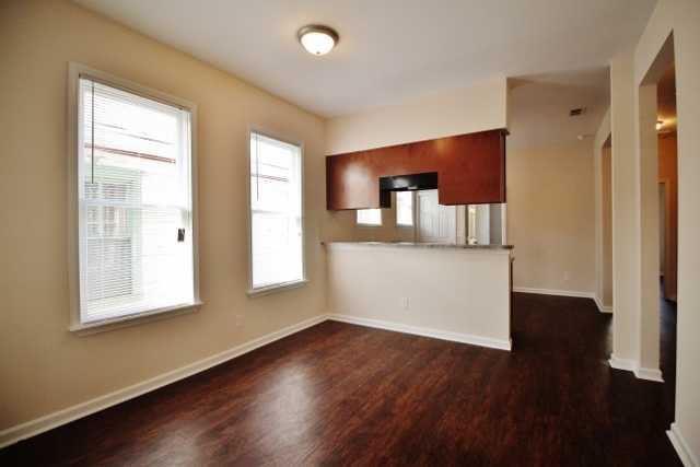 1924 Walnut St - Photo 3 of 9