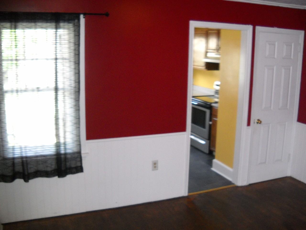 2443 Grant St - Photo 2 of 11