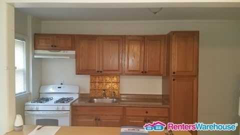 719 Homestead St - Photo 3 of 13