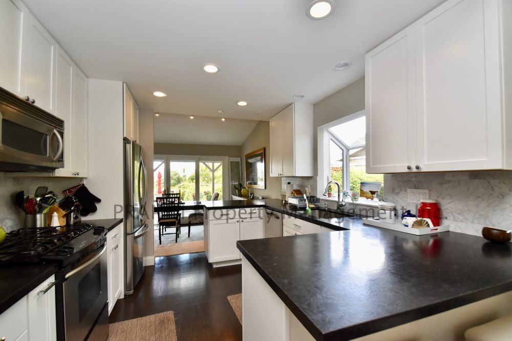 54 Bedford Cove - Photo 2 of 22