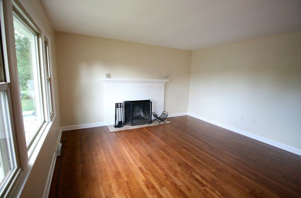 105 Maryanne Ave Sw - Photo 2 of 29