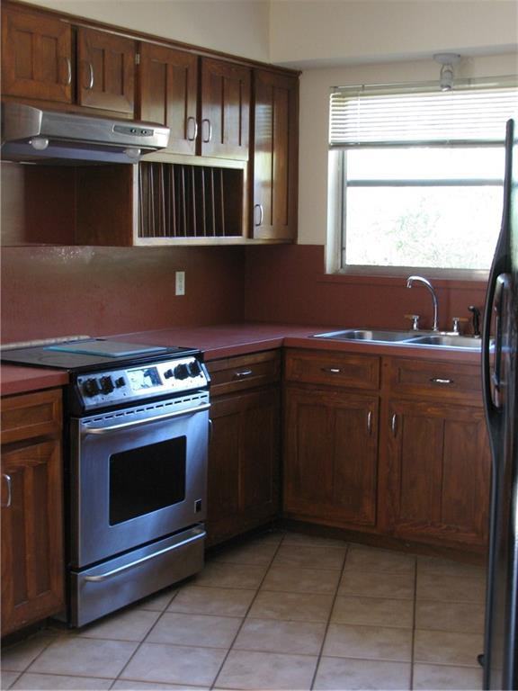4008 Sanguinet Street - Photo 2 of 8