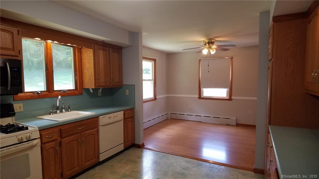 63 Lockwood Drive - Photo 2 of 30