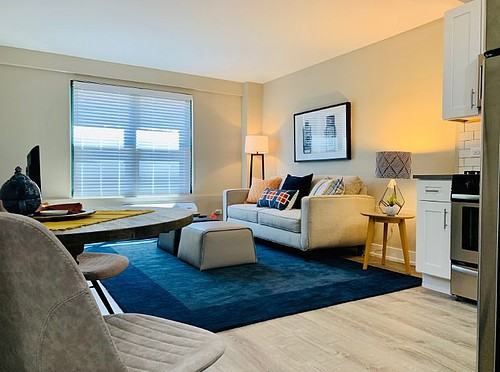 2545 W Fitch - Photo 2 of 21