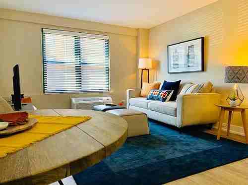 2545 W Fitch - Photo 4 of 21