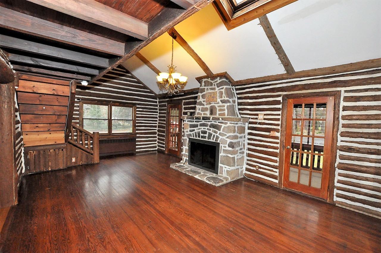 152 Blackfoot Trail - Photo 3 of 14