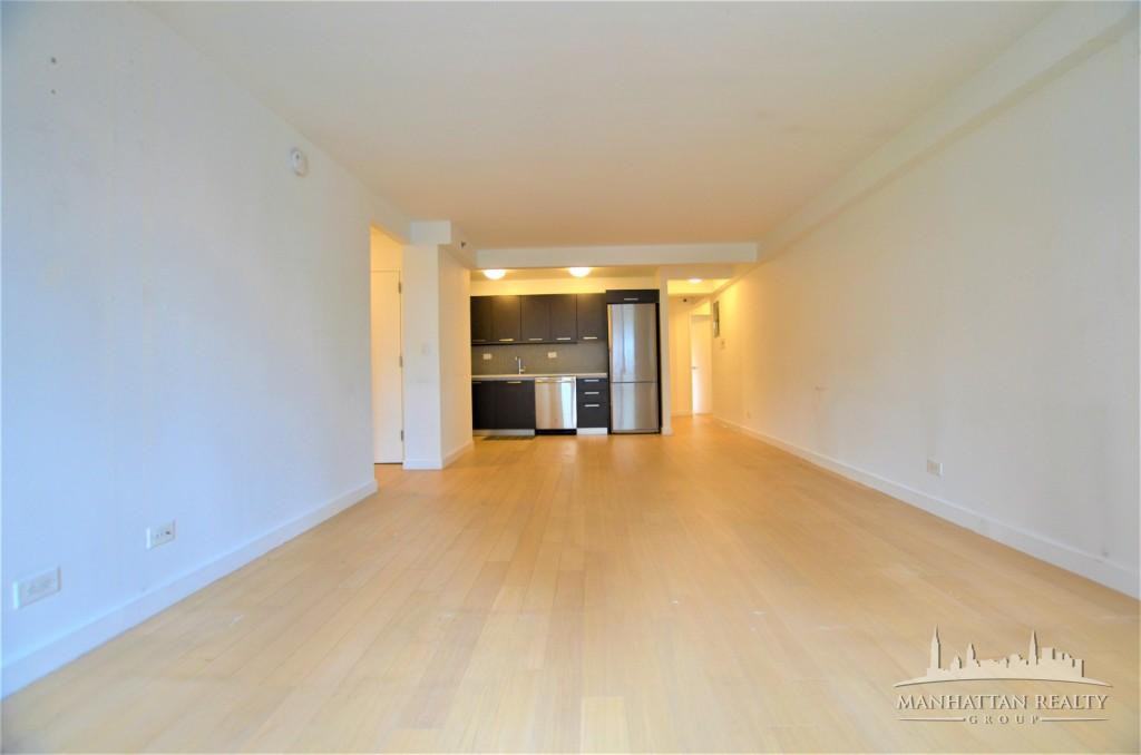 E 39th St #14G - Photo 2 of 19