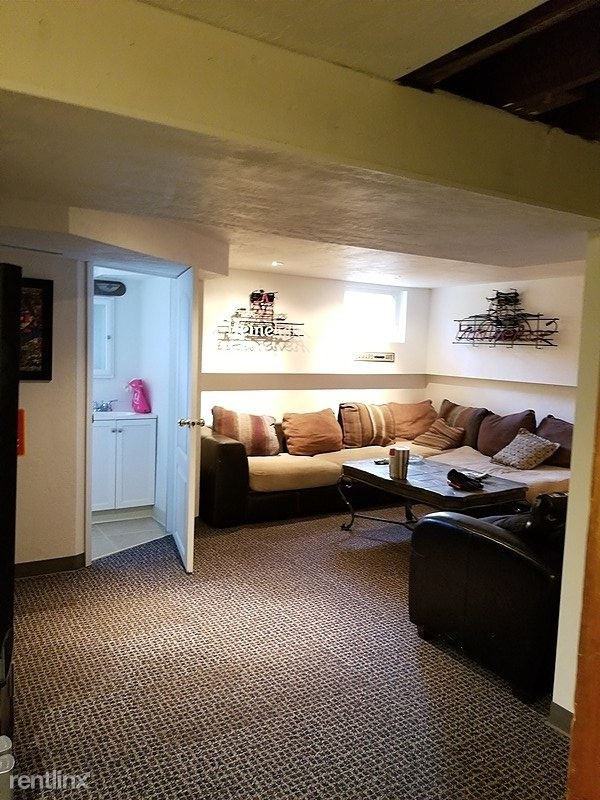 372 East 9000 South - Photo 2 of 14