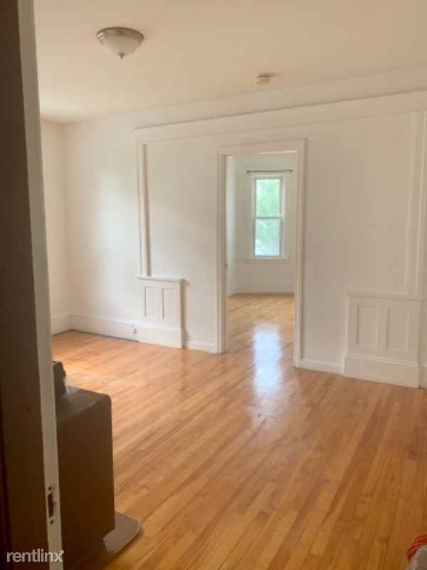 637 Grafton Street 2 - Photo 3 of 13