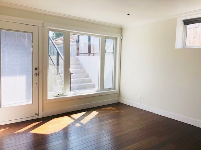 Sutherland Ave - Photo 2 of 6