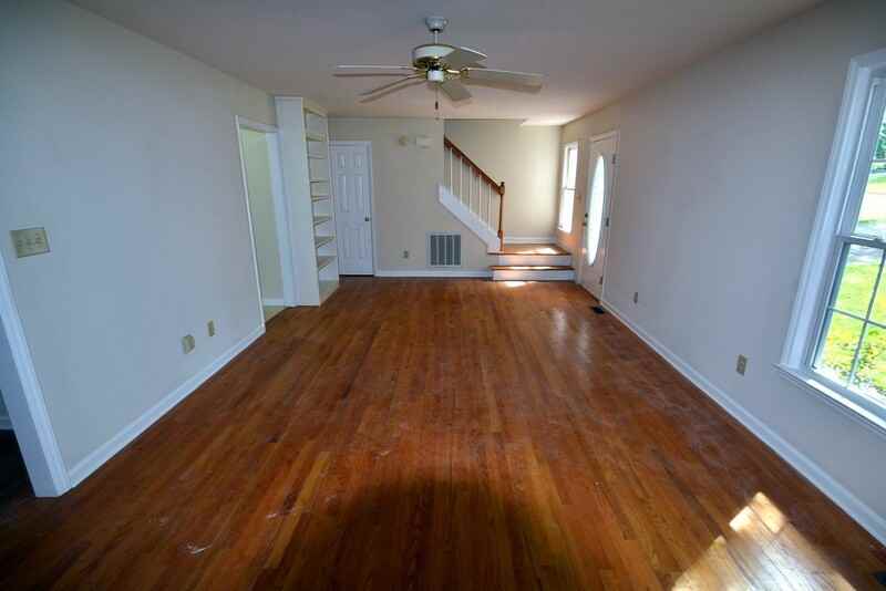 808 Northhampton Dr - Photo 3 of 27