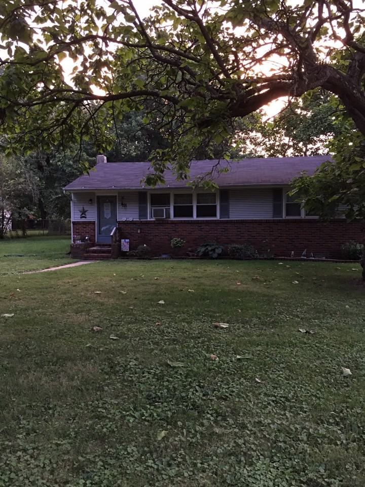 191 Perry Ave - Photo 3 of 4