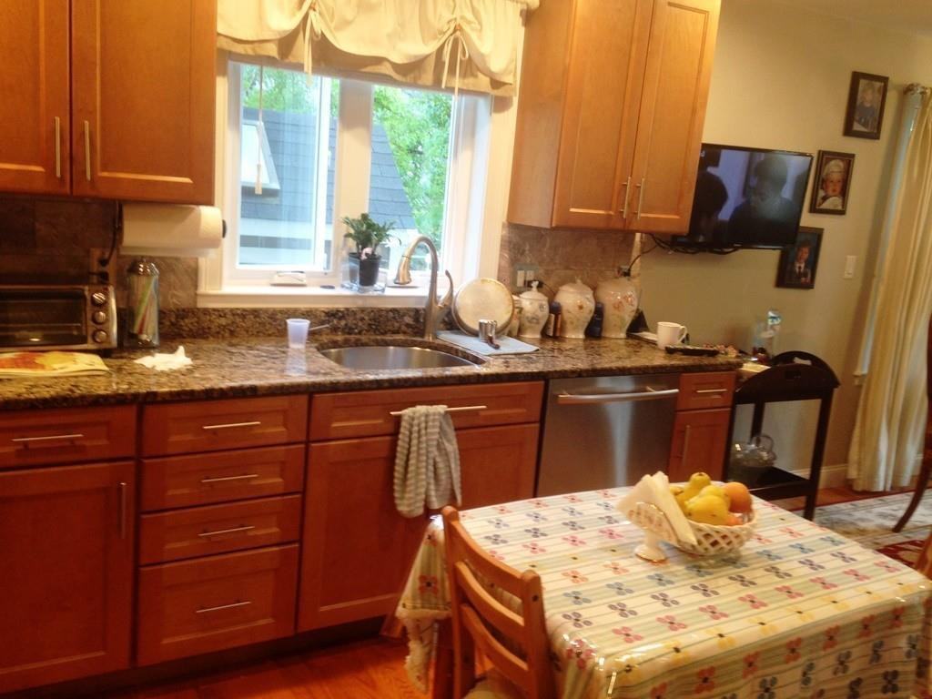 100 Massachusetts Ave - Photo 3 of 18