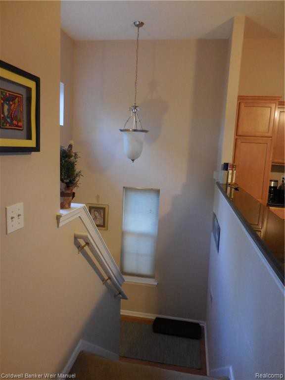 39819 Rockcrest Cir - Photo 2 of 20