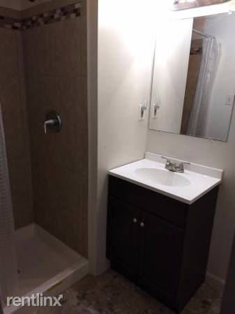 7 Crosswood Court - Photo 3 of 7