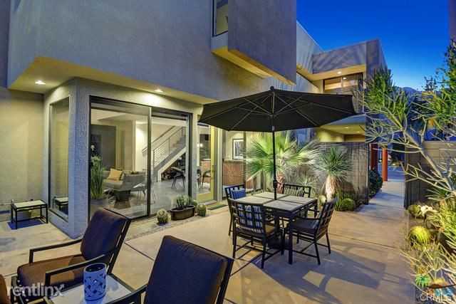 1536 E Baristo Rd - Photo 2 of 11