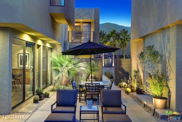 1536 E Baristo Rd - Photo 3 of 11