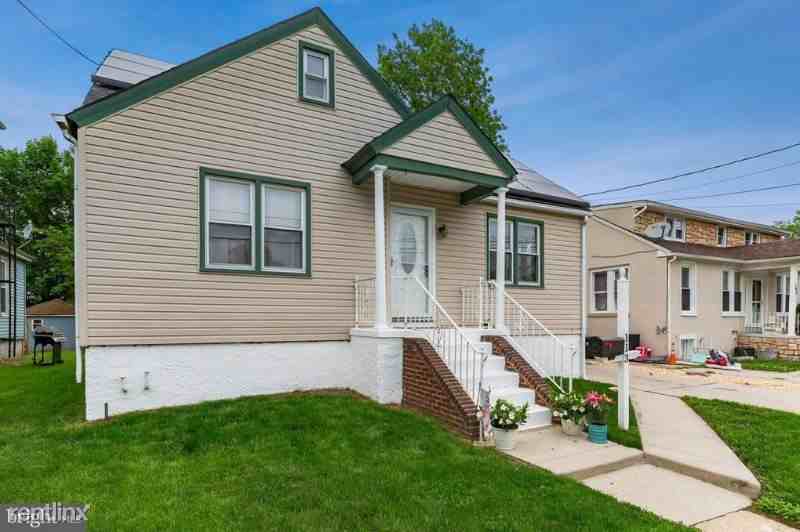 113 4th Ave - Photo 3 of 27