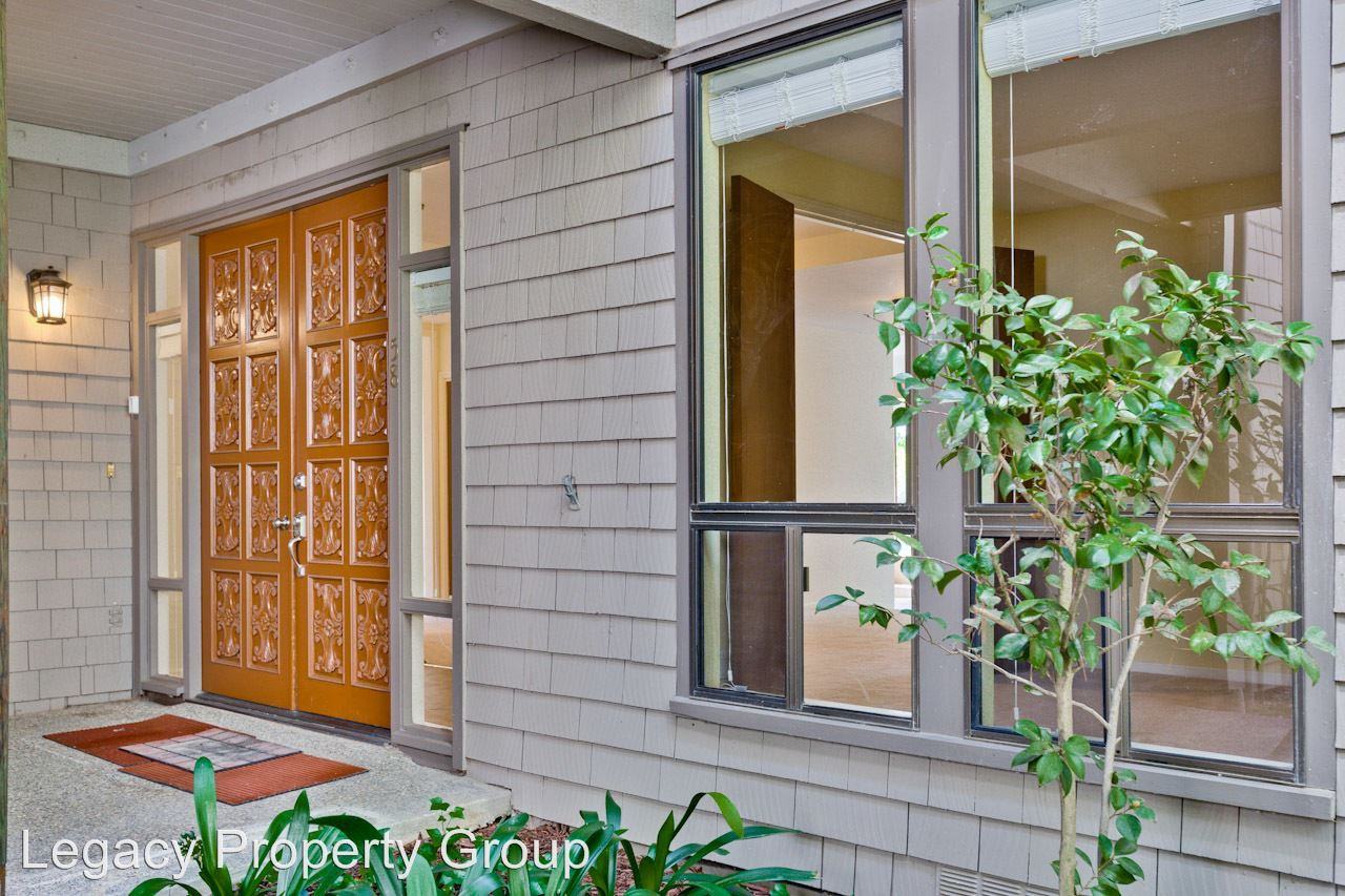 58 Mansion Court - Photo 3 of 34