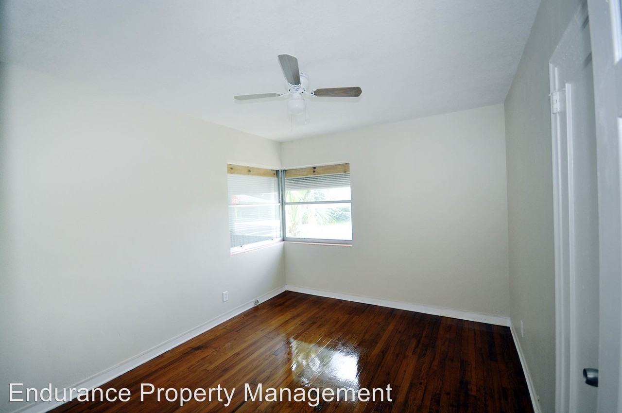 5208 Spruce Ave - Photo 3 of 8