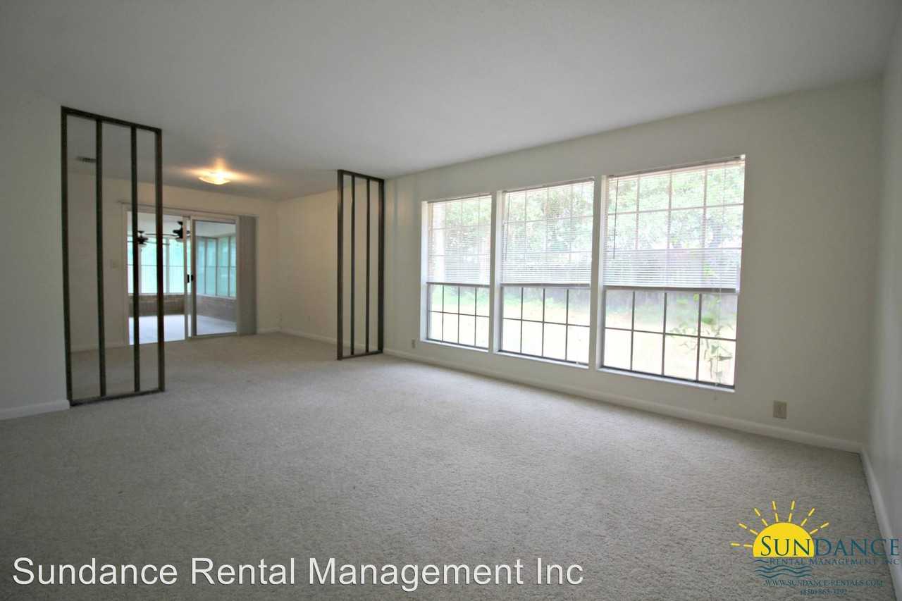 28 Sharilyn Drive - Photo 2 of 12