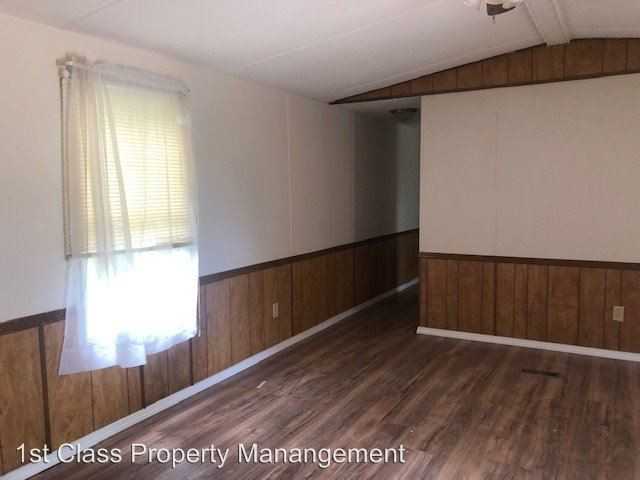181 Madison Ln - Photo 3 of 7