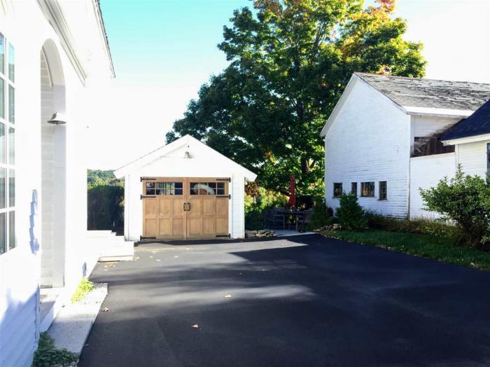 9 Highland St - Photo 3 of 40