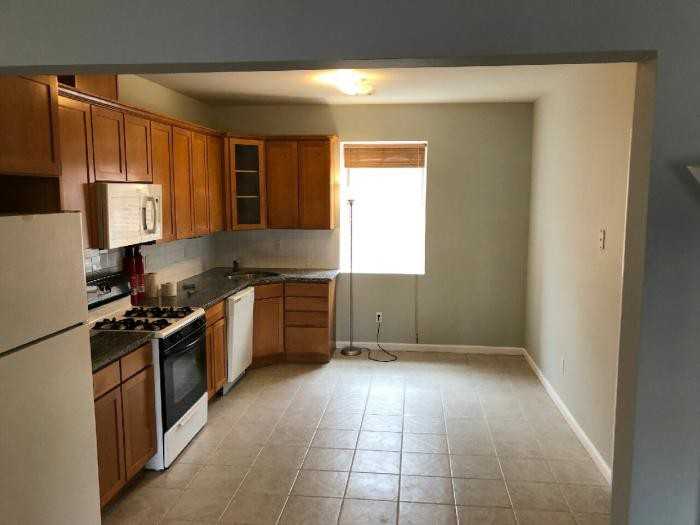 33 New York Avenue, Newark, NJ 07105 3 Bedroom Apartment ...