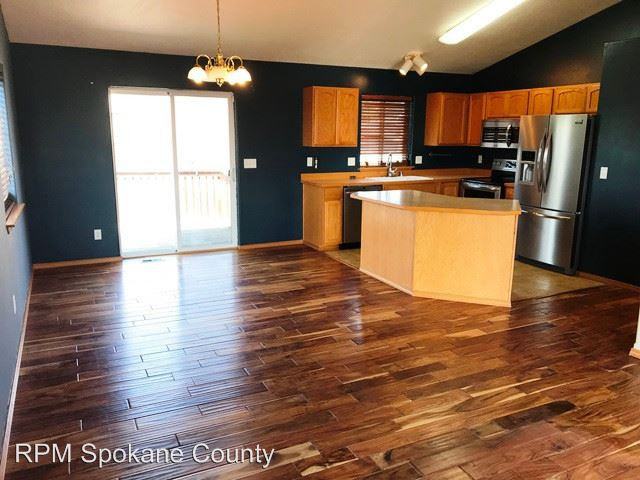 321 E Connie Ray Ave - Photo 2 of 15