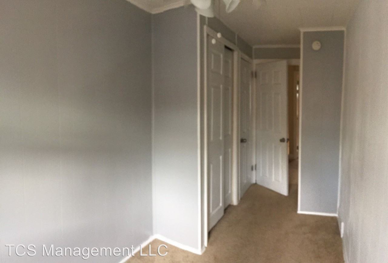 225 West Washington Ave - Photo 3 of 6