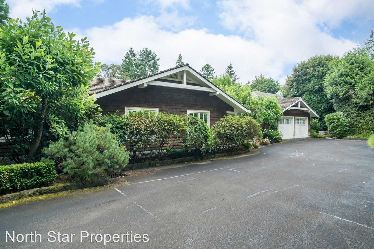 416 Sw Edgecliff Rd. - Photo 3 of 50