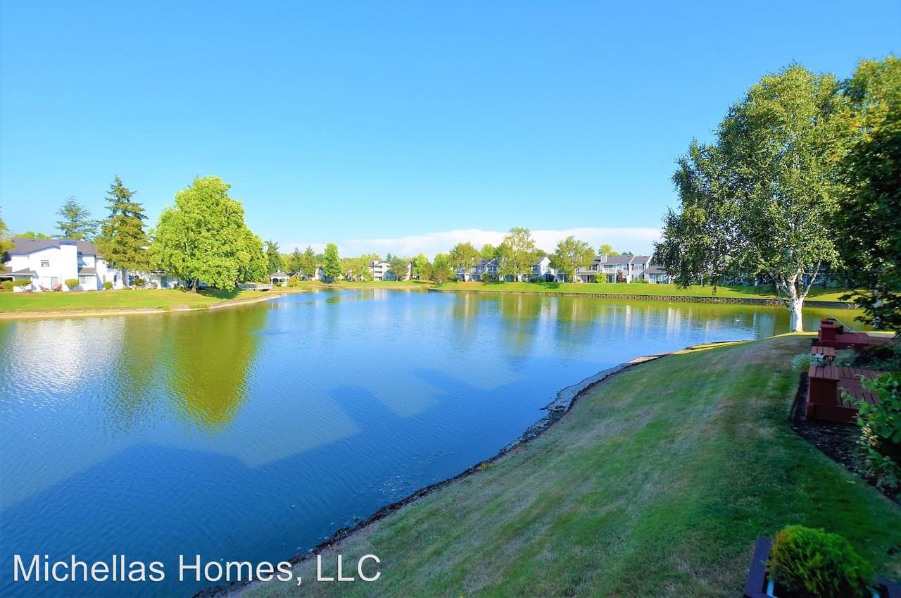 5720 S 237th St #21-2 - Photo 3 of 15