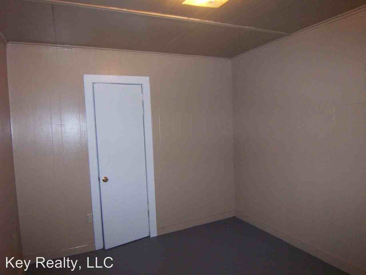 2319 Overton - Photo 3 of 3