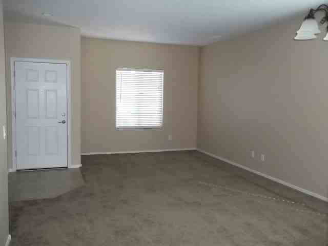 26069 W Yukon Dr - Photo 3 of 28