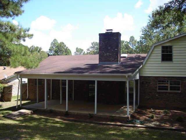 1217 Foxhill Dr - Photo 2 of 10