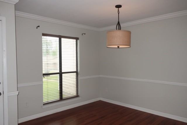 2911 Glenn Dr - Photo 3 of 13