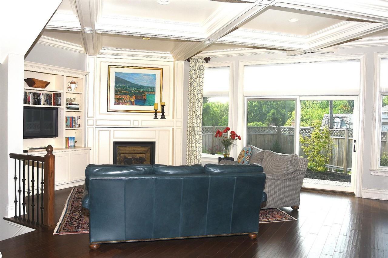 465 Strafer Street - Photo 2 of 25