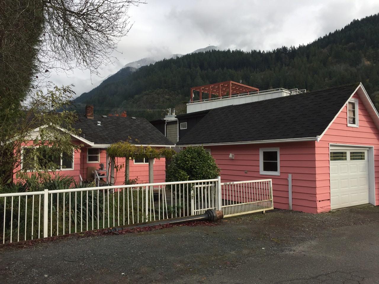 6442 Bay Street - Photo 3 of 3