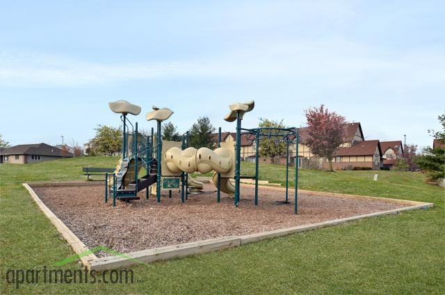 Deer Ridge Apartments - Photo 3 of 16