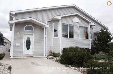 41 St James Place N Lethbridge Ab T1h 6r1 3 Bedroom House For